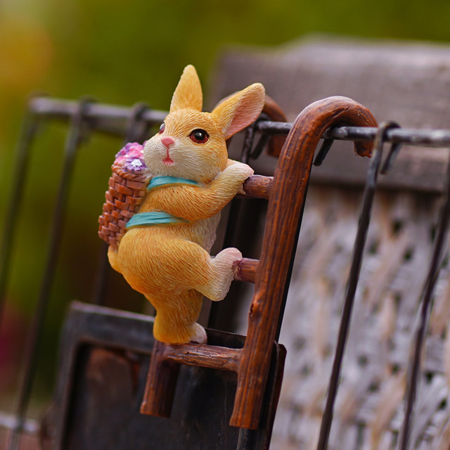 Rabbit climbing ladder pot pendant cute fish tank landscaping pendant balcony garden potted micro -landscape decoration small decoration
