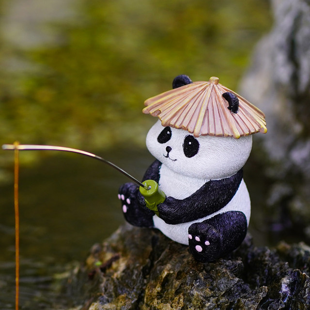 Creative panda fishing tank aquarium decoration Chinese -style rockery flowing water heater fish pond water absorption stone booster landscape ornament
