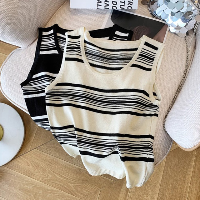 Summer sleeveless U-neck striped ice silk knitted vest women's design sleeveless breast-covering suspender top