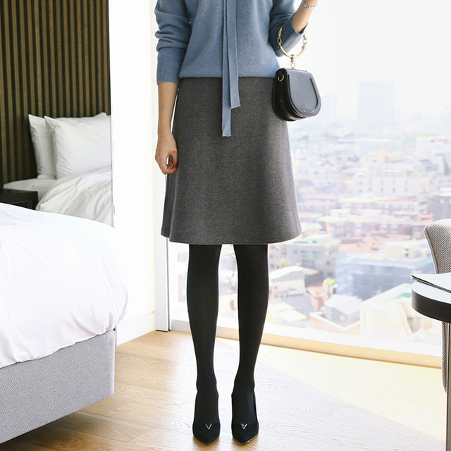 Mao woolen A -line skirt puffy skirt autumn and winter new high -waisted hip hip skirt leisure professional commute one -step skirt skirt

