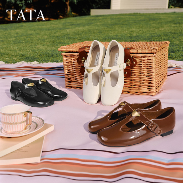 
TATA He and Her Supermodel Mary Jane shoes Retro Women's Shoes French Style Flat Sole Leather Single Shoes 7H020AA5