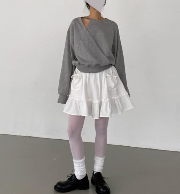 Exclusive type Korean retro sweet lace lace cream white pocket design elastic cake skirt short skirt