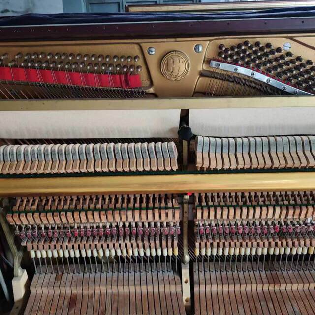 original-imported-second-hand-piano-from-south-korea-is-sold-directly