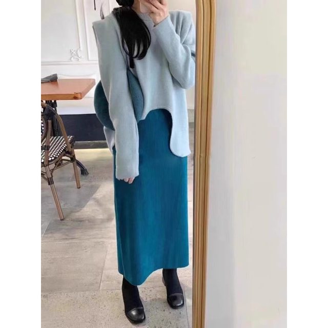 Retro orange corduroy skirt for women in autumn and winter medium length small straight skirt for chenille slit arm wrap skirt