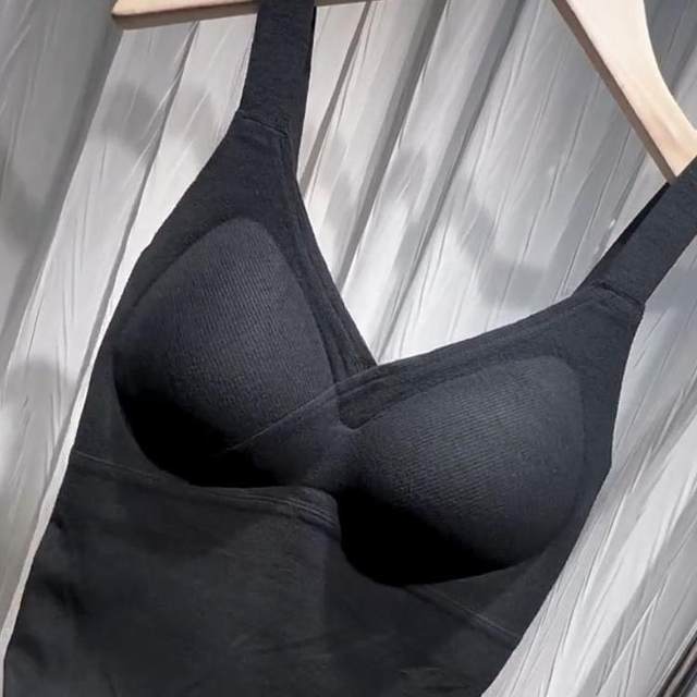 
2025 autumn and winter new fashion style with breast pads and fleece suspender beautiful back for women versatile V-neck inner warm vest