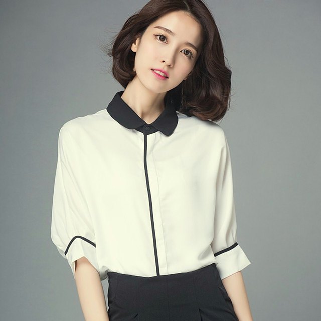 Spring and Autumn White Shirt Women's Middle Sleeve Shirt New Style 2025 Summer Business Professional Interview Doll Collar Round Collar Top
