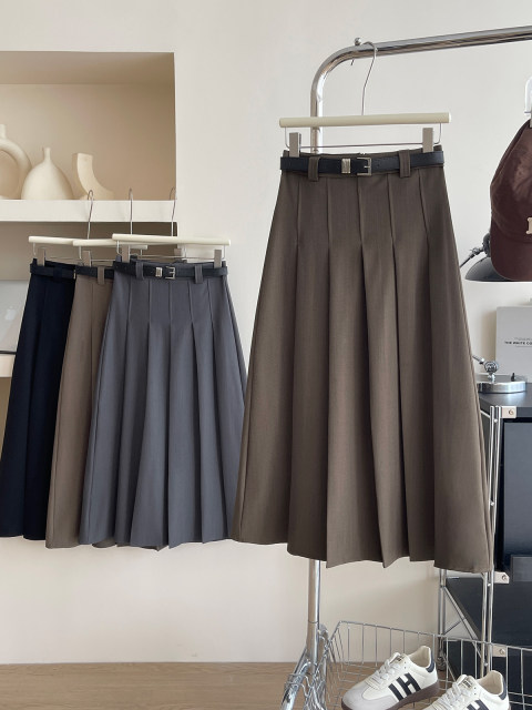 Retro -Oceanic pleated wrinkle Bidding skirt Women's autumn school style covering big leisure A -line long skirt