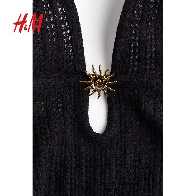 HM women's halter neck dress 2025 summer new V-neck soft mesh knitted slim long skirt 1278400