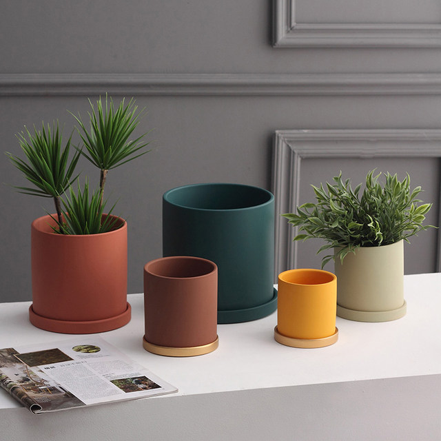 Nordic ceramic flowerpot tray water tray decorative tray round succulent base ins simple modern personalized potted plant