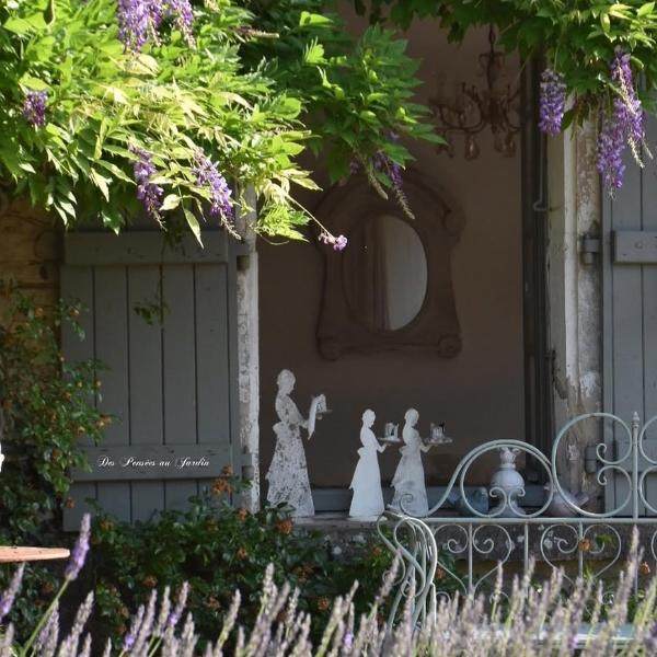 Tieyi maid candle candle candle ornament large INS Fengjia home gardening grocery candlestick flower stand flower stand photography channel
