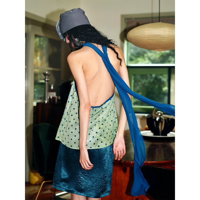 Bad tastes in the West Customized tie-dye sequins polka dots Wear more vacation backless vest skirt