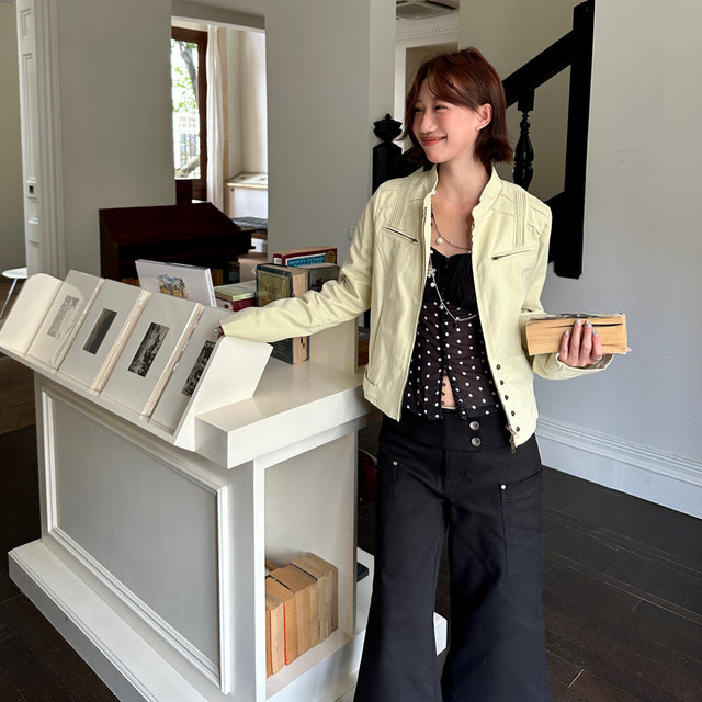 Fifth French design, polka dot splicing, three-dimensional pleated, backless suspender strap for women 2025 new inner top