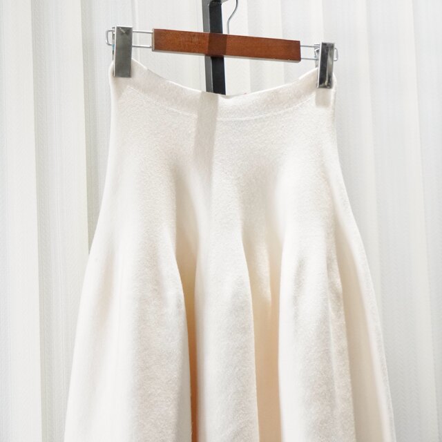 Minimalist aesthetic kick H women's Cheshire wool natural waist pleated midskirt knitted trumpet skirt