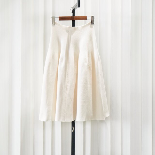 Minimalist aesthetic kick H women's Cheshire wool natural waist pleated midskirt knitted trumpet skirt