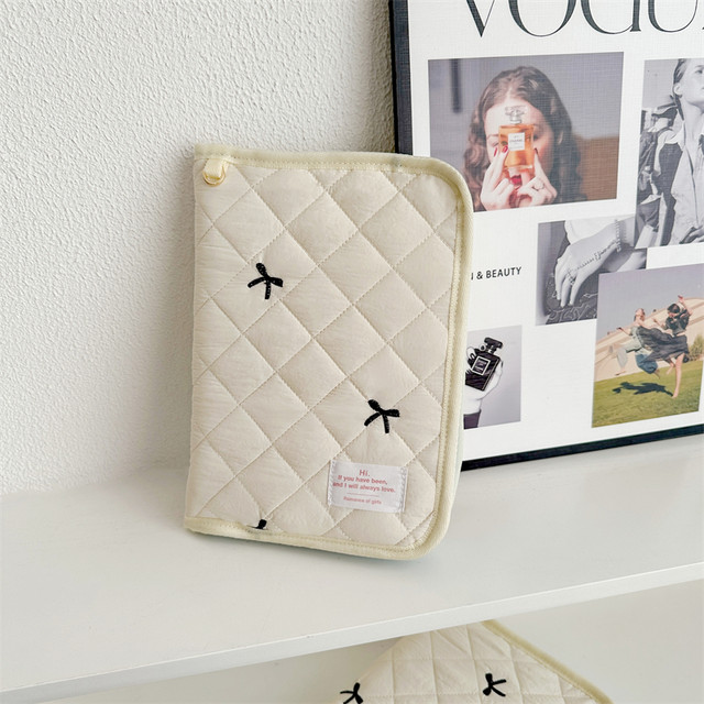 Thickened ballet style documents, passports, ledgers, bills, maternal and infant epidemic prevention packages, photo albums, loose-leaf books, large capacity storage