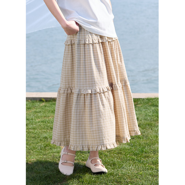 Zi Hansen-style checked mid-length skirt for women in summer 2025 new elastic waist skirt lace spliced ​​cake skirt