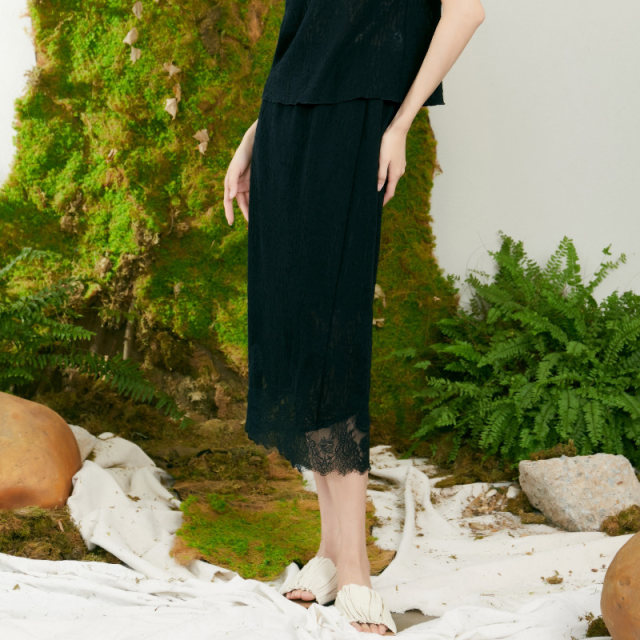 TALASA design embroidered skirt 2025 spring and summer new lace splicing retro elegant slim pencil skirt