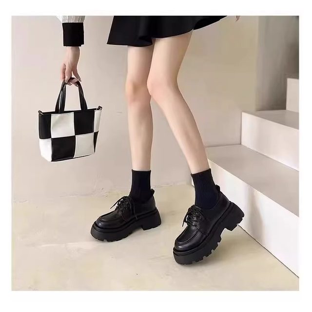 New British style small leather shoes for women 2024 spring and autumn thick sole versatile lace-up loafers black jk single shoes shiny