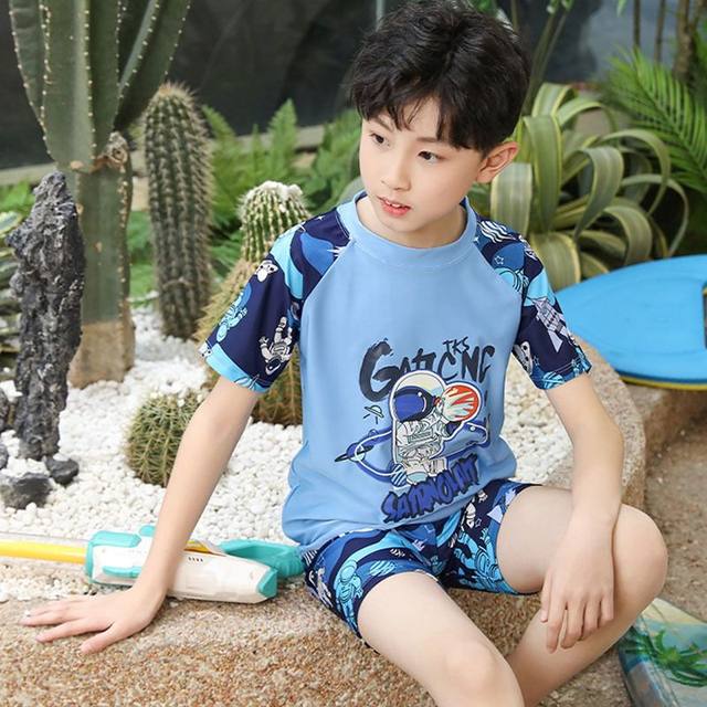 
Children's swimsuits, boys, boys, split, young, medium and old children 2024 new summer training, sun protection, professional swimming