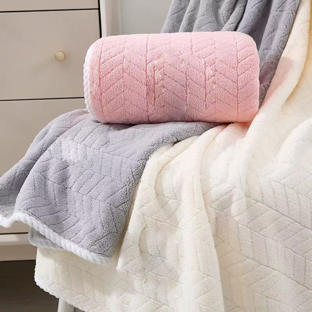 7A antibacterial genuine thickened velvet cartoon bath towel for home use for men and women bathing and wrapping, soft, water-absorbent and lint-free