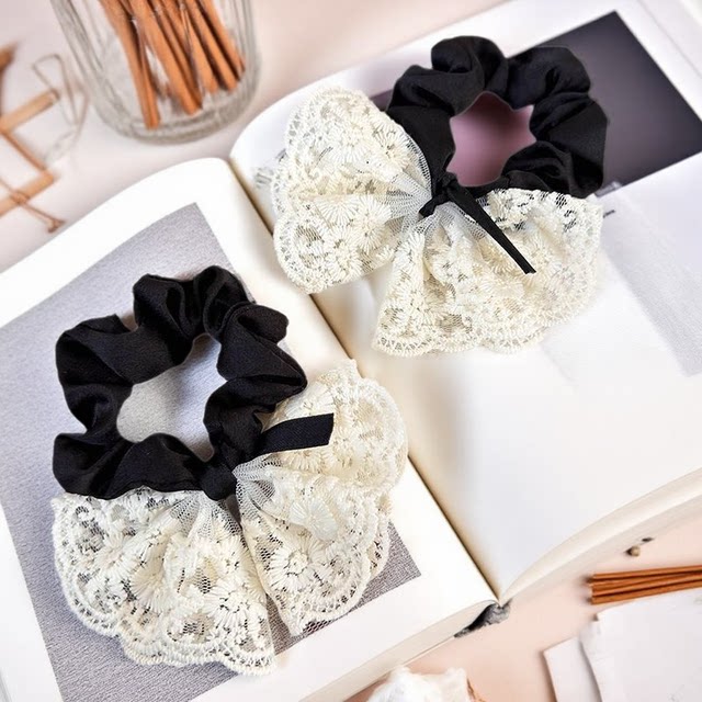 One of the hair circles