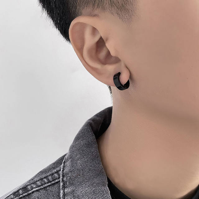 
Ear clips without piercings for men and women, high-end and cool style fake earrings earrings hip-hop students 2025 new Chinese style