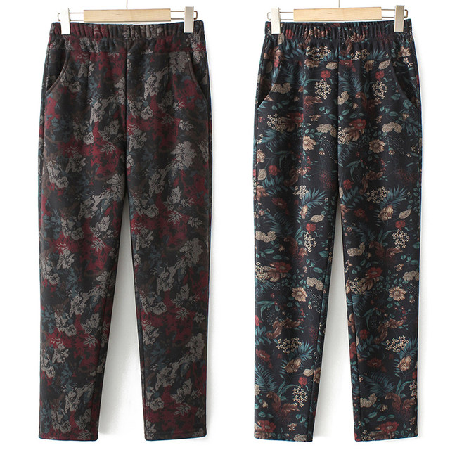 Middle-aged and elderly people in autumn loose large size mother pants high waist autumn and winter grandma flower pants outside wife tight