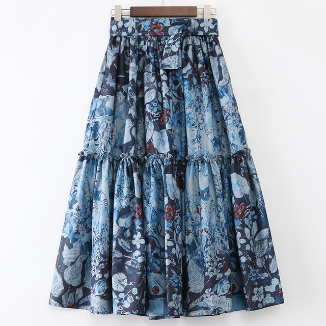 Sweet and elegant 2023 summer new style wood earrings big hem skirt printed mid-length retro beach vacation skirt