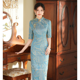 The new 2023 autumn and winter new Chinese-style improved young annual dress light luxury senior dress