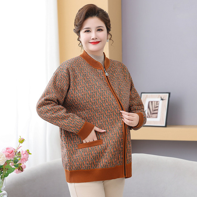 
Special body plus fat plus size fat mother plus velvet thickening grandma cardigan coat elderly clothes autumn and winter clothes for the elderly