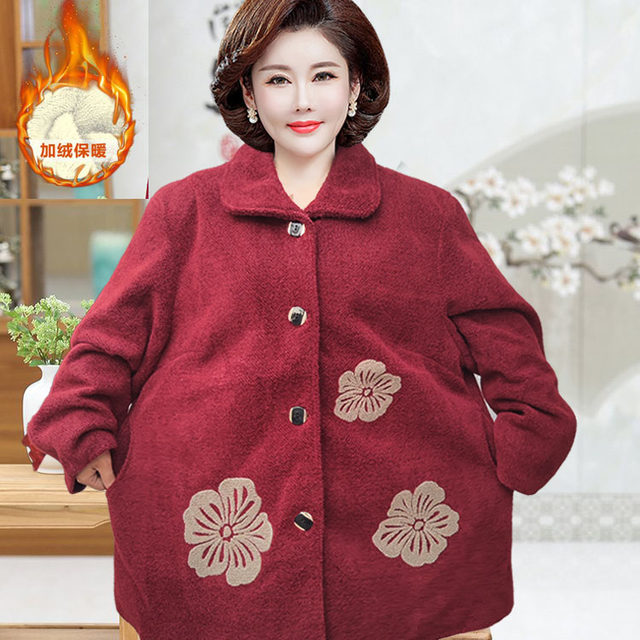 Elderly coats, fat grandma, spring and autumn coats, fat and large sizes, old lady, mother, winter clothes, 200 Jin [Jin equals 0.5 kg]
