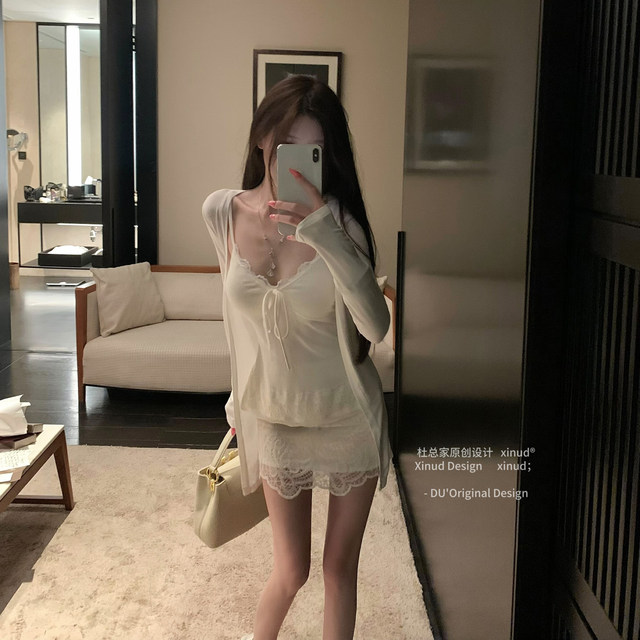 
Du Zongjia Soft and Desire White Water* Original Pure Desire Lace Band Waist-Close-Underly Slinging Strap Set for Women