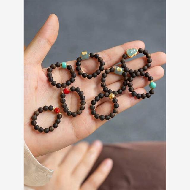 Original handmade natural Qi Nan agarwood millet bead ring jade gourd Zakiram wealth bead ring green
