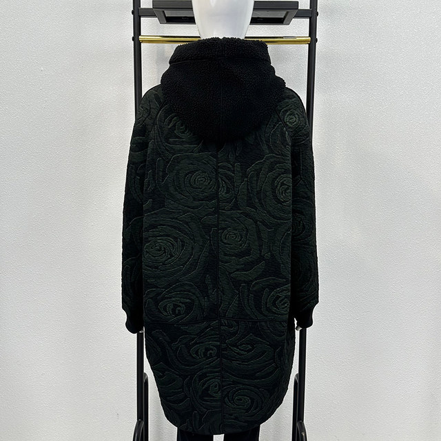 Reversible plus fattening 200Jin [Jin is equal to 0.5kg] Mother's winter clothing thickened and warm granular velvet coat women's mid-length woolen coat