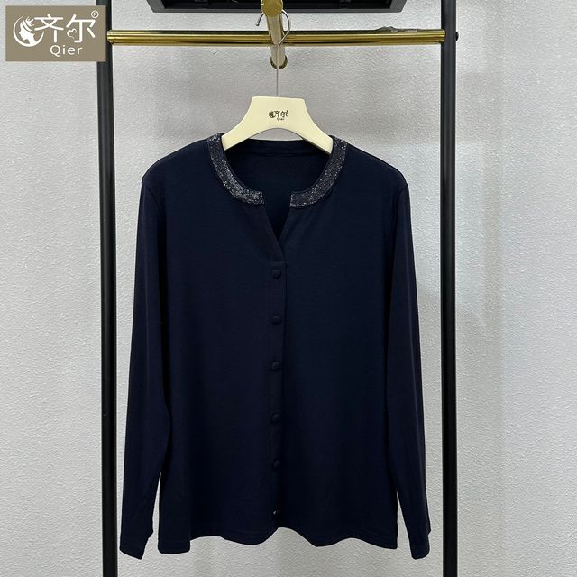 
Young mother diamond-inlaid V-neck pullover sweater spring and autumn new fashionable age-reducing inner wear middle-aged and elderly base top