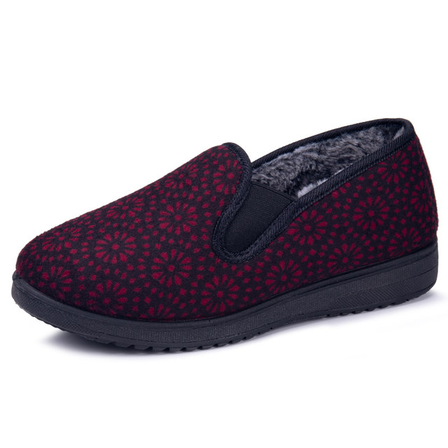 Old Beijing cloth shoes, autumn and winter comfortable women's shoes, elderly mother's cotton shoes, loose non-slip soft sole grandma's thin velvet shoes