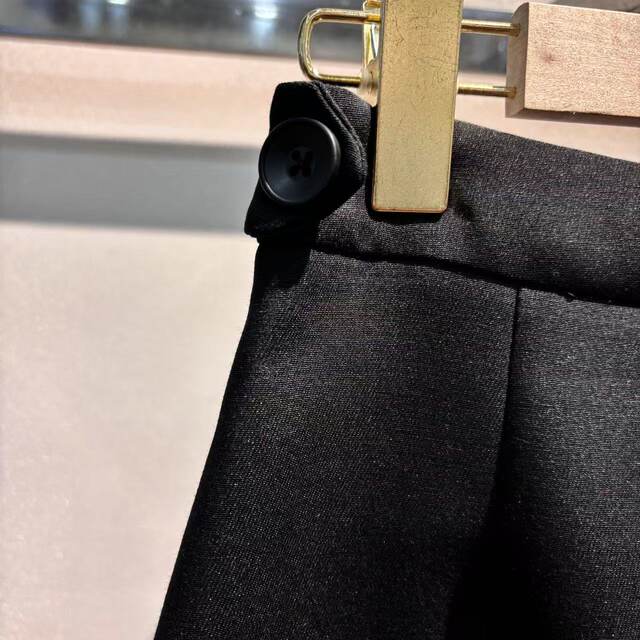 Shenzhen high-quality 2025 spring and autumn clothing mid-waist temperament commuting hip-pack skirt women's professional black mid-skirt 4518
