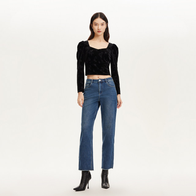 Vero Moda Top 24 Autumn New Velvet Rose Embossed Beaded Square Collar Top French 324458002