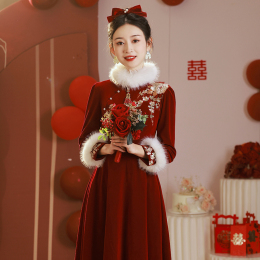 Toasting Bride Autumn Winter Cheongsam Engagement Wedding Dress Long Sleeves Out Of Cabinet Banquet 2023 New Plush Winter