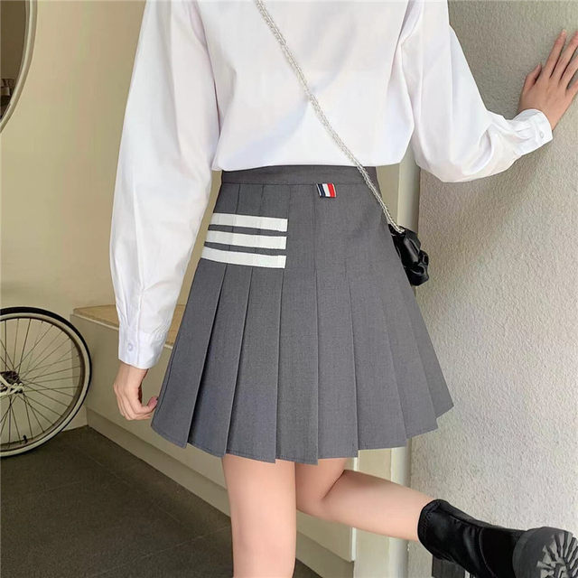Wang Xinling's same tb pleated skirt with large size fat mm gray skirt for women in autumn and winter three-way bar A-line JK short skirt