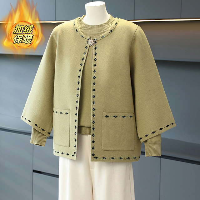 
Middle-aged mother's autumn two-piece set, middle-aged and elderly women's clothing, mother-in-law coat, velvet thickened sweater set