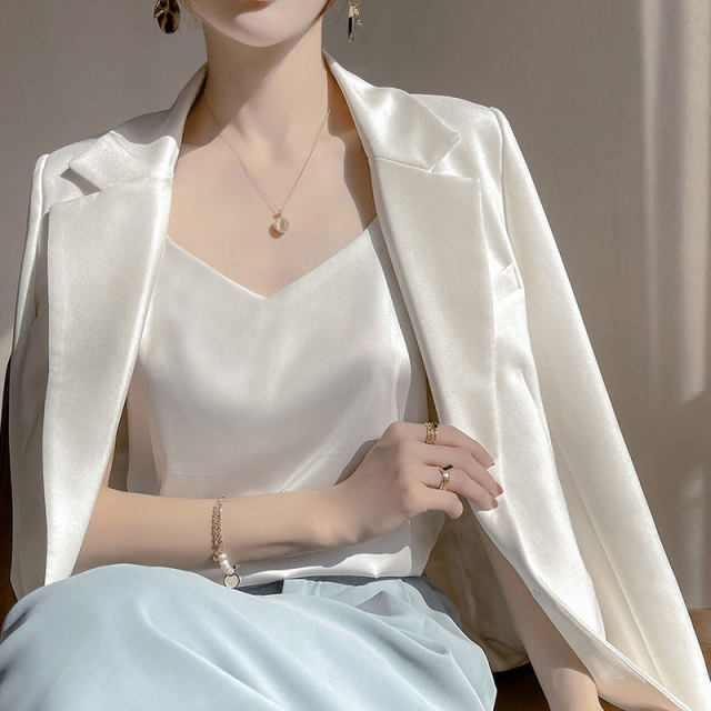 Sling vest female with white beauty -backed acetic acid simulation silk top satin Summer suit imitation mulberry silk bottoming shirt
