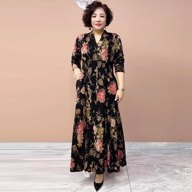 Autumn and winter fashion foreign velvet dress in the middle of the elderly mother peony flower V -neck plus fertilizer and increase long skirt skirt
