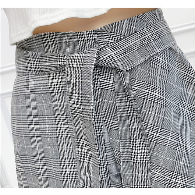 2022 Summer Women's French retro checkered high -waisted tie, thin and thin stitching irregular skirt
