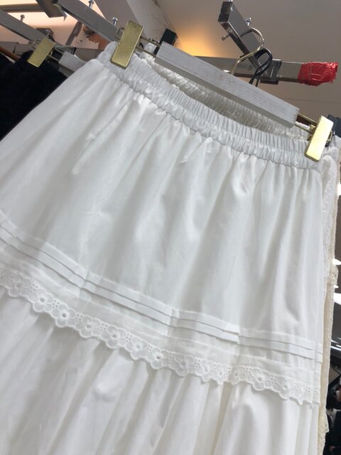 Little white skirt sweet and age-reducing French white lace skirt for women spring and autumn mid-length cake skirt A-line skirt