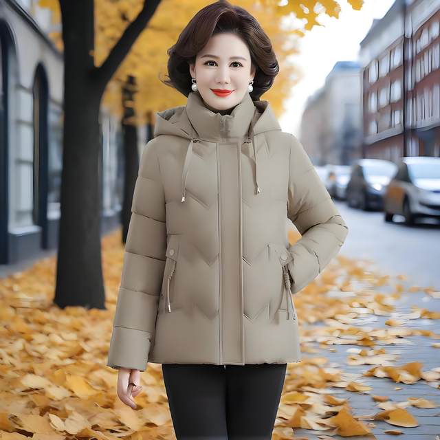 Fashionable middle-aged and elderly women's short down jacket, thickened warm cotton jacket, mother's fit large size cotton jacket