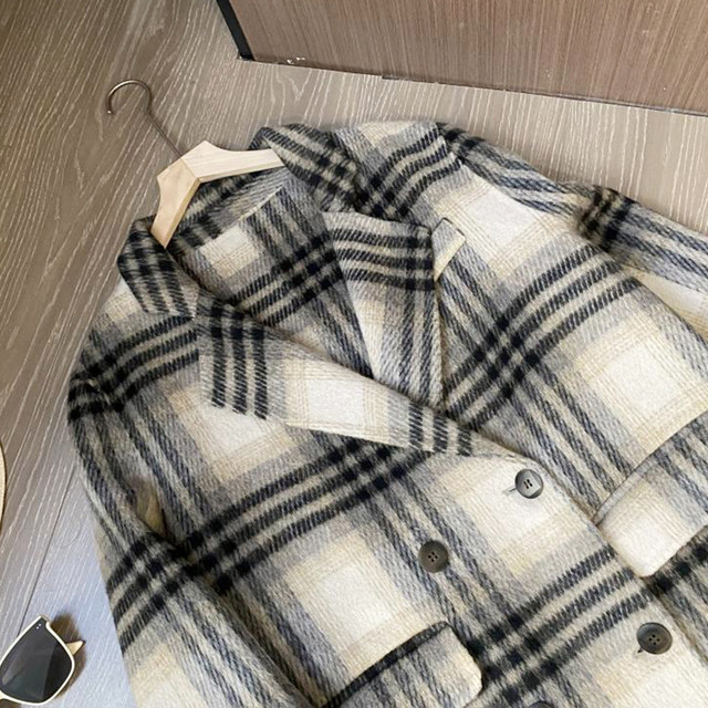 @Autumn and Winter BI coats! Retro and fashionable high-end Korean style plaid loose casual wool coat for women