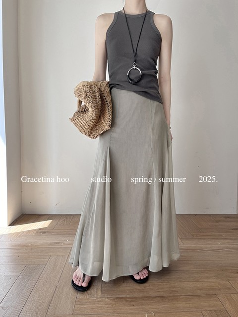 25 Spring New French Retro Elegant Temperament High-end Spoofed Fishtail Versatile Commuter Garnish Skirt Women