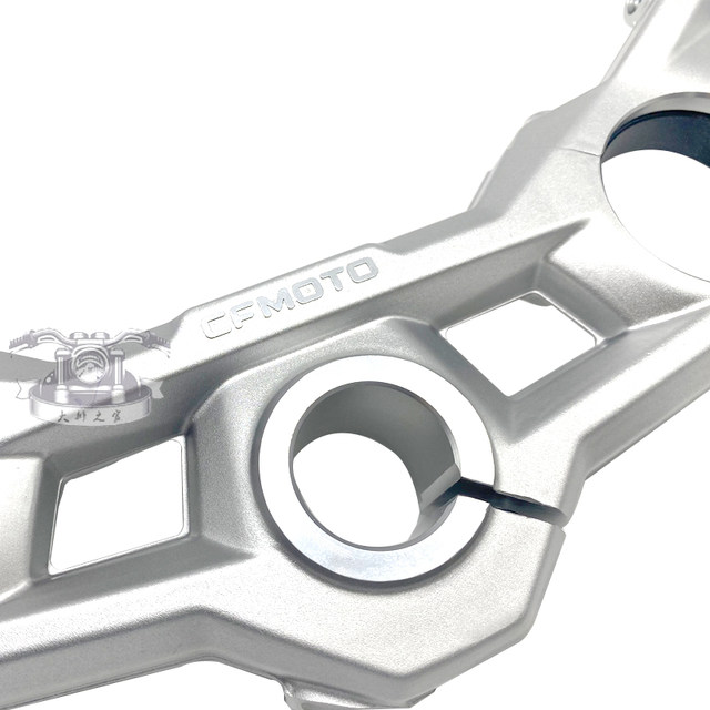 CFMOTO 23 Spring Breeze 250SR handle handlebar handle handlebar handlebar handlebars connect the faucet
