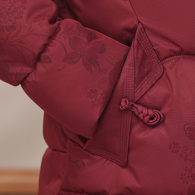 Middle -aged and elderly cotton jacket girl thickened grandma winter jacket Old lady osmotic elderly cotton coat mothers down cotton clothes
